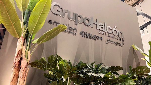Grupo Halcón / Coverings 2022