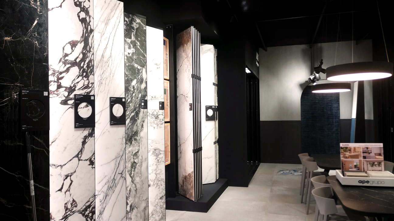 Ape Grupo / Coverings 2025